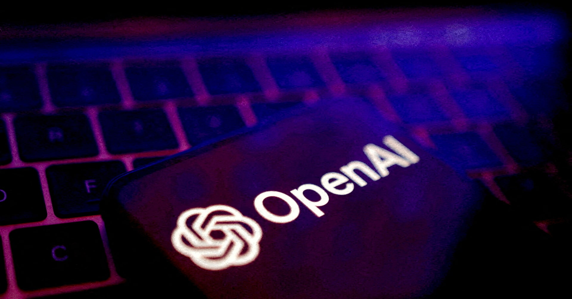 OpenAI и Broadcom: Партньорство за първия AI процесор