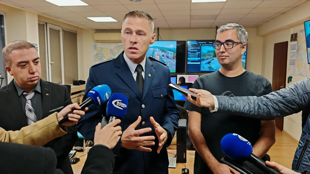 Промени в трафика по 'Тракия': Две ленти към Пловдив и ограничения за ТИР-ове