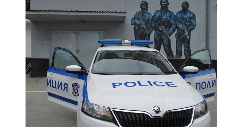 Пловдивски полицаи ескортираха спешно бременна жена до болница