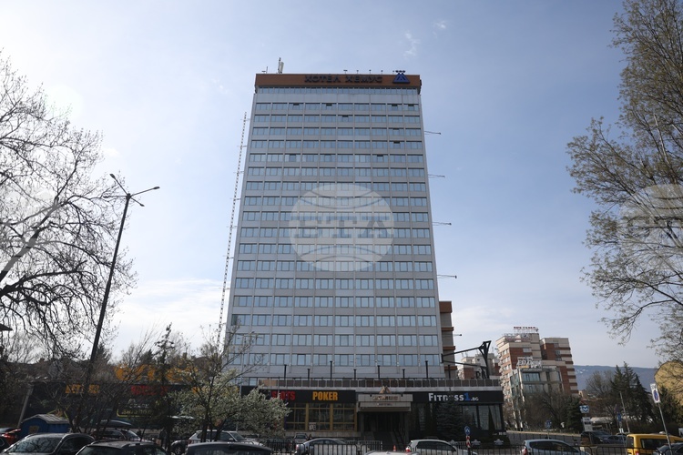 Дискусия в София: Европа между мира и войната