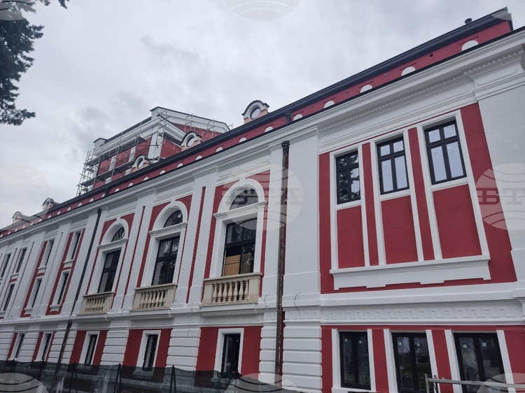 Ремонтът на Драматичен театър „Гео Милев“ в Стара Загора ще приключи до средата на следващата година
