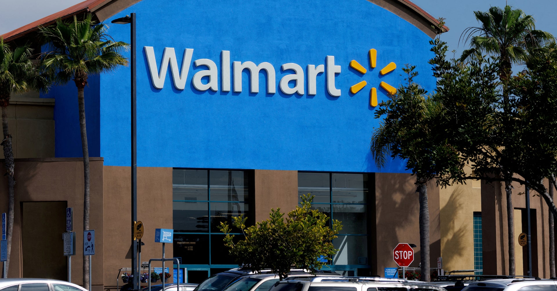 Walmart и OpenAI обединяват сили за революция в онлайн пазаруването с ChatGPT