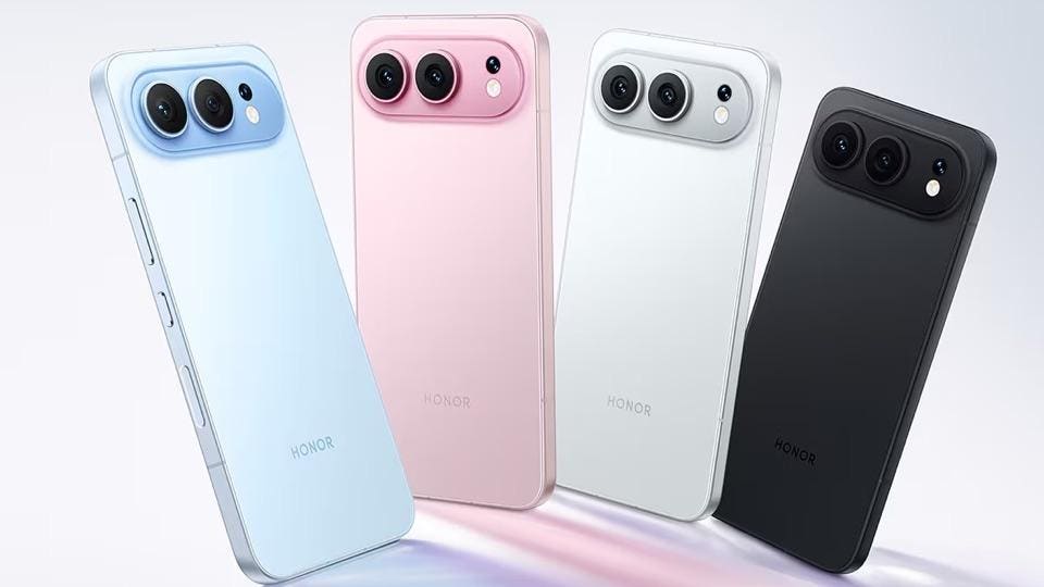 Нови модели смартфони: Honor 500, OnePlus 15R и Galaxy S26