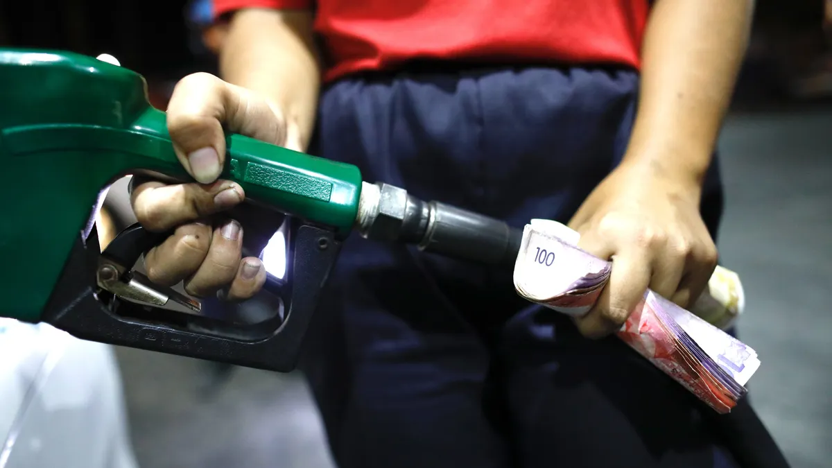 OPEC+ запазва нивата на производство на нефта: Възможни последствия за глобалния пазар