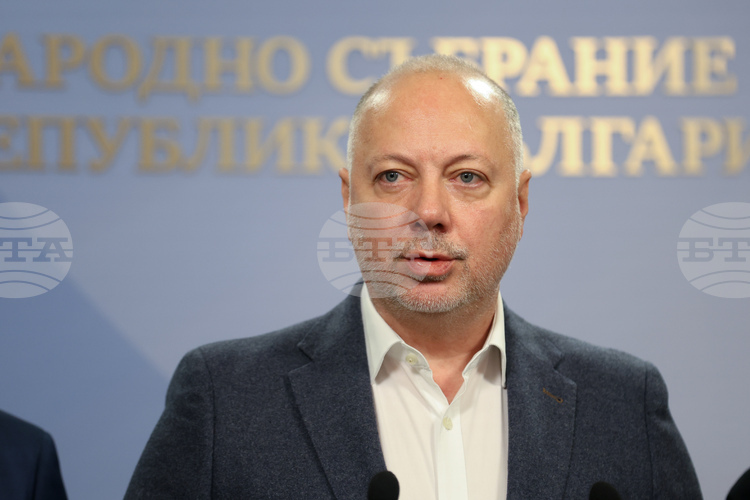 Енергийното подпомагане на бизнеса задържа цените за потребителите, заяви премиерът