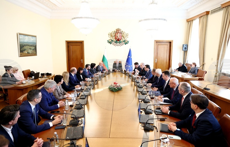 Кабинетът в оставка предлага ратификация на споразумение с Швейцария за миграцията