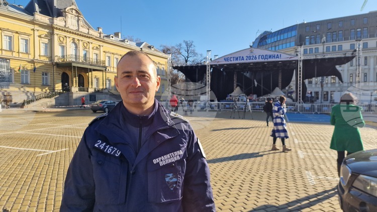 Подготовка за новогодишния концерт на площад „Княз Александър Първи Батенберг“: Мерки за сигурност и програма