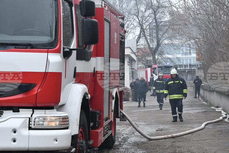 49 пожара ликвидирани в страната за последното денонощие: Без жертви, но с материални щети