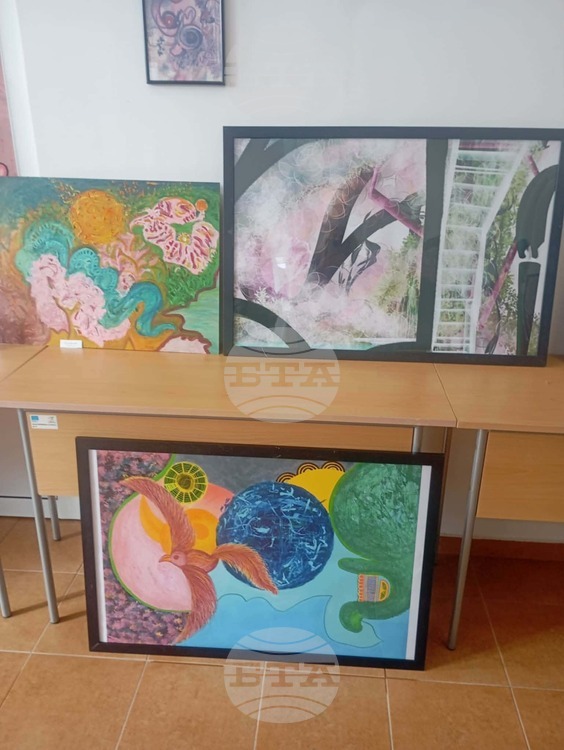 Изложба „Пулс на една вселена“ открита в Антоново по повод празника на града