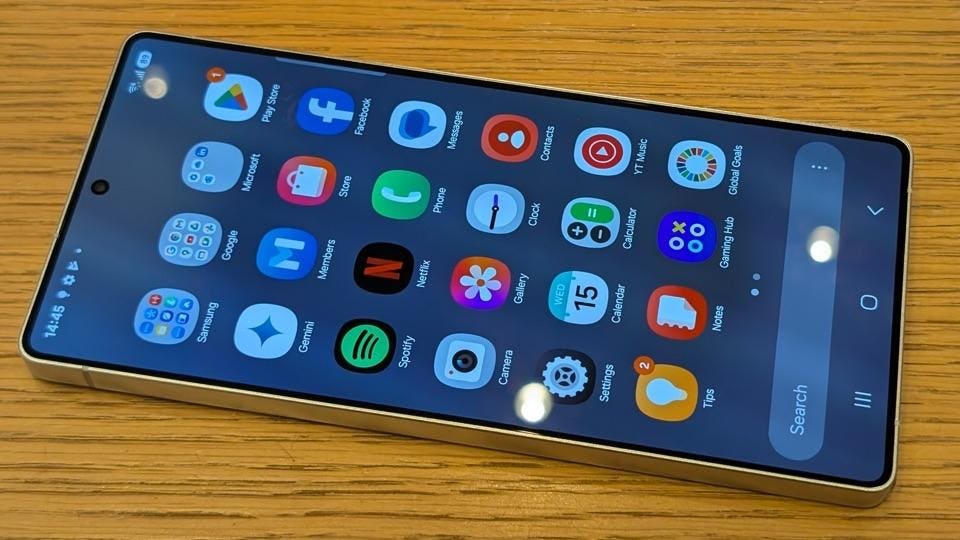 Samsung предлага обновени Galaxy S25 Ultra на по-ниски цени