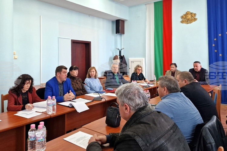 Контрол и наблюдение на въвеждането на еврото в Монтана: Областният координационен център представя данни