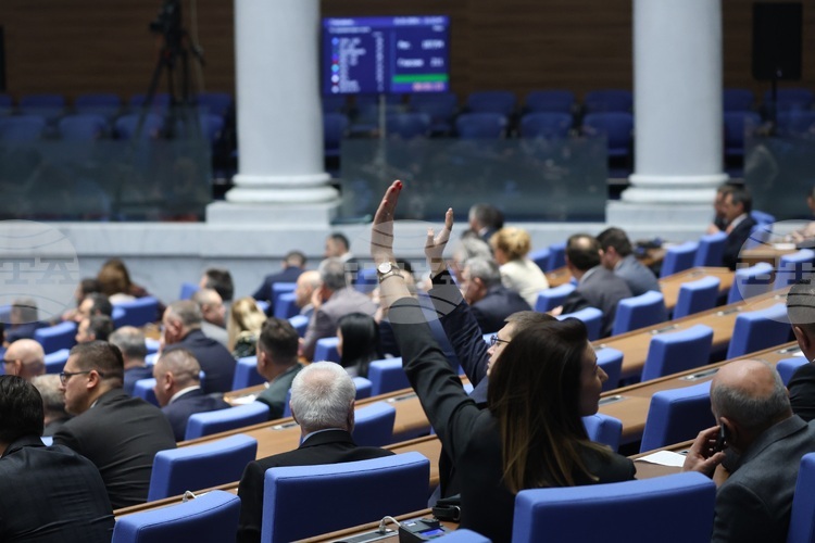 Парламентът одобри закриването на КПК: Функциите ѝ се прехвърлят на ГДБОП и Сметната палата