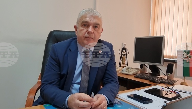 Пернишката болница привлича 14 чуждестранни лекари за справяне с кадровия дефицит