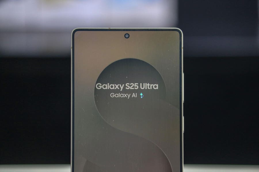 Samsung Galaxy S26 Ultra: Какво означава повишението на цените за потребителите?