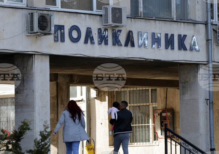 Грипна епидемия в Пловдивска област: Учениците преминават на дистанционно обучение