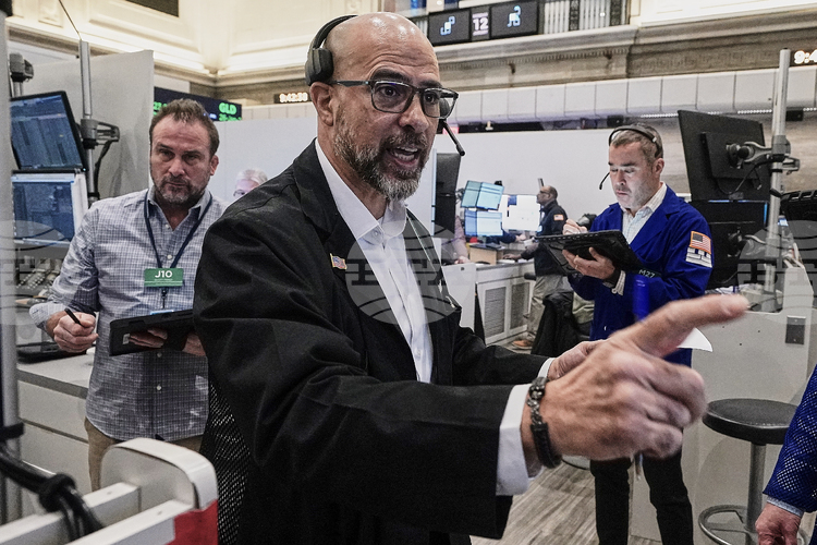 Уолстрийт започва с повишение: Dow Jones, S&P 500 и Nasdaq в подем