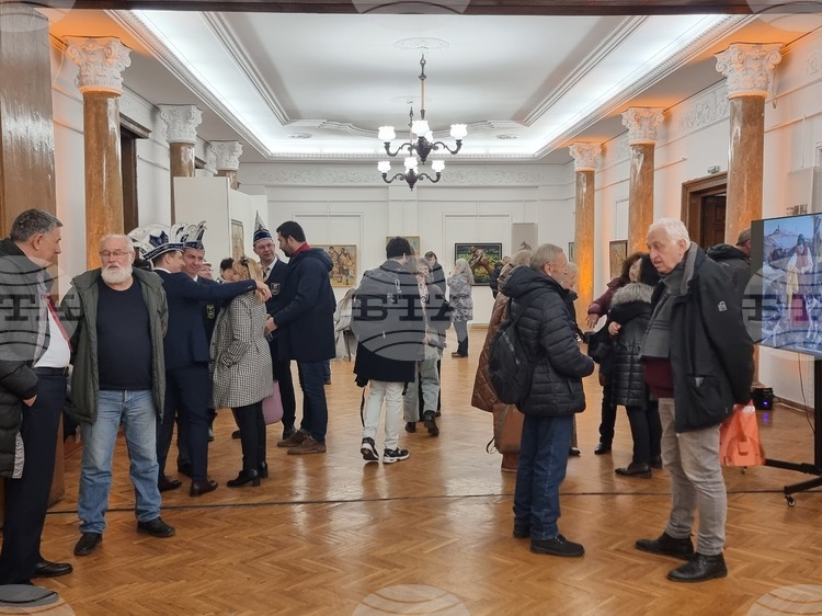 Изложба на Златю Бояджиев открита в Перник по повод фестивала „Сурва“