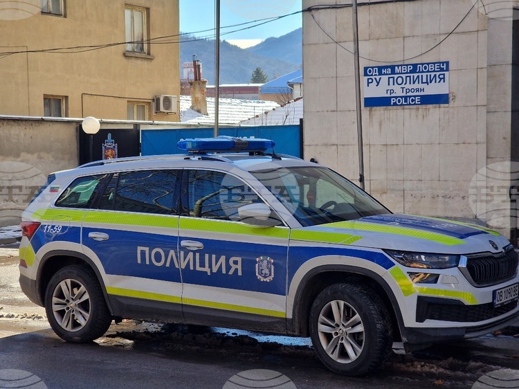 Задържан мъж от Троянско за агресия и заплахи към партньорката си