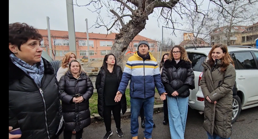 Протест в Сливен: Родители настояват за мерки срещу дете със специални потребности