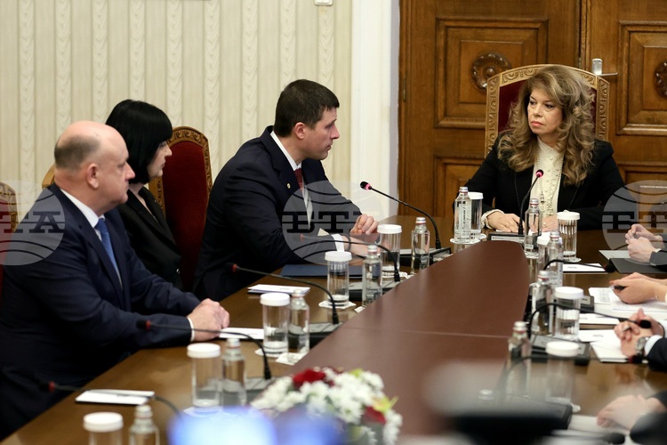 Президентът Йотова: Кандидатът за служебен премиер ще бъде обявен скоро