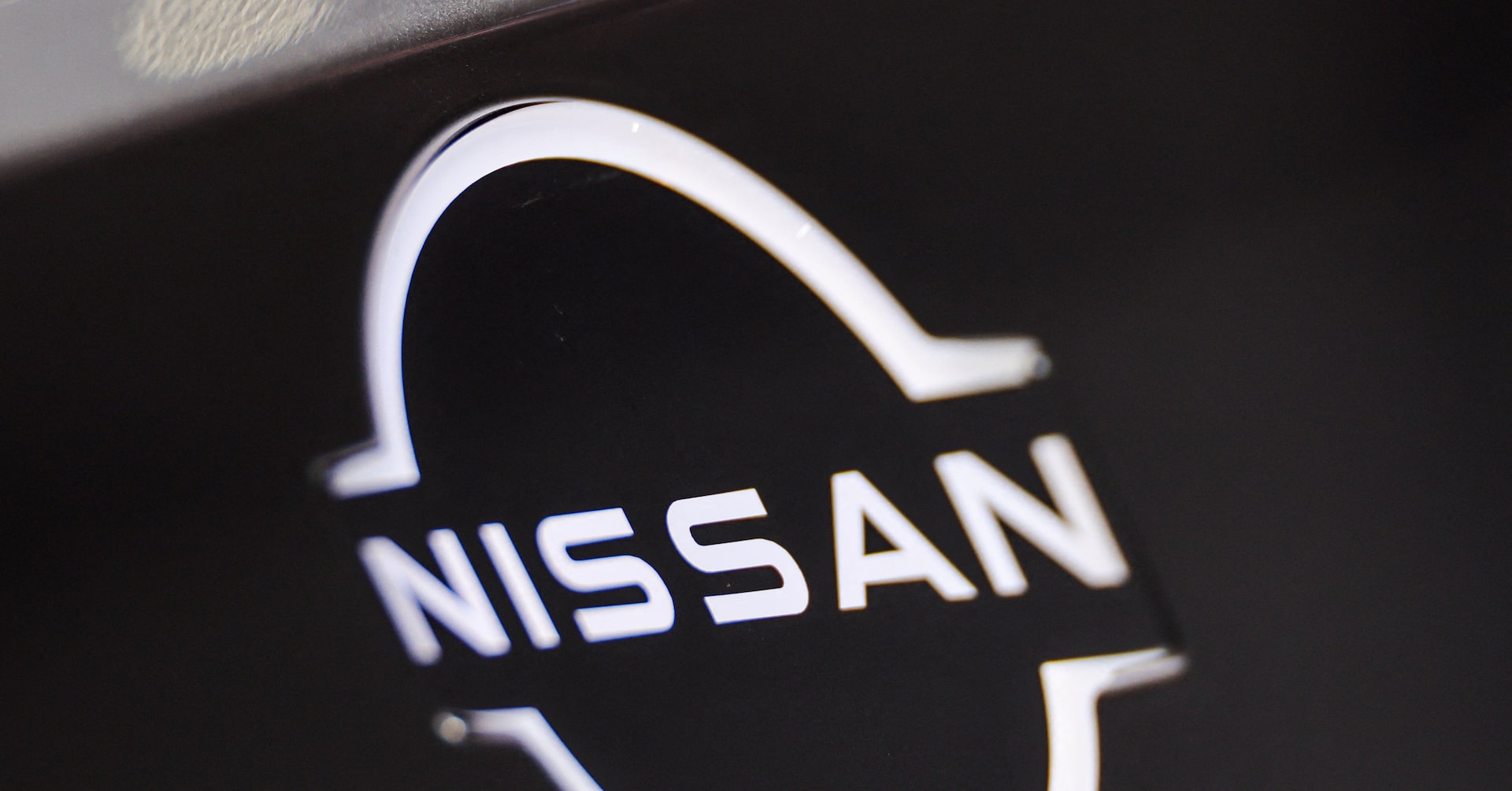 Nissan, Uber и Wayve обединяват усилия за роботаксита