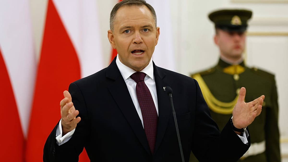 Полският президент налага вето на закон за €44 млрд. в заеми за отбрана от ЕС