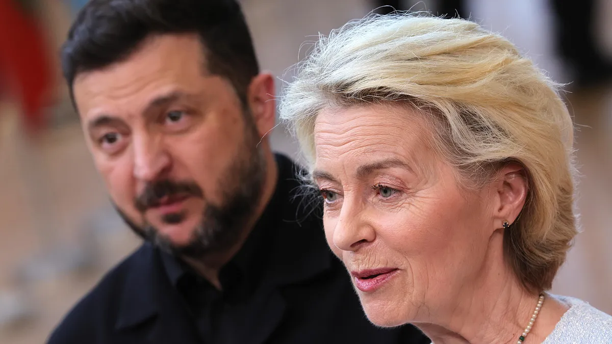Зеленски награди Урсула фон дер Лайен с Орден на Европа