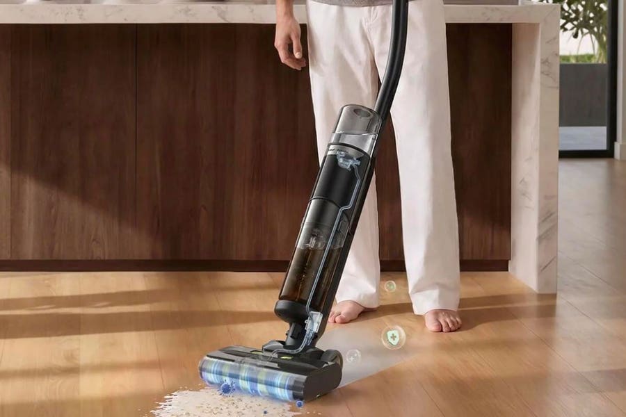 iRobot представя първия си ръчен почистващ уред: Roomba Electro Plus