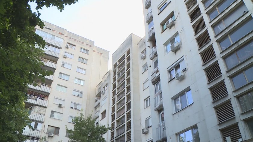 Спад на имотните продажби в България: Какво означава за пазара?