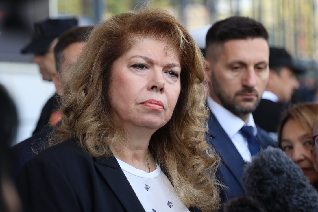 Президентът Йотова: Няма противоречия в позицията на България за Украйна