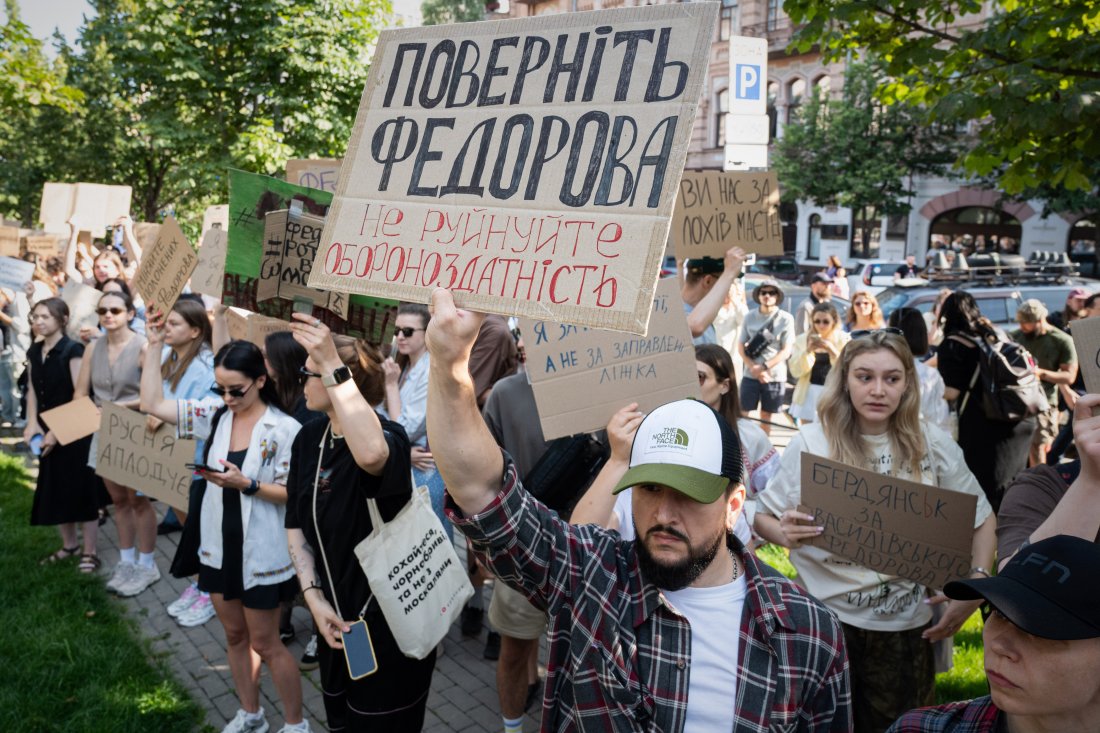 Зеленски освободи Сирски след протести: Промени в украинското военно ръководство